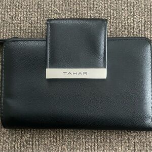 TAHARI RFID Protection Bifold Wallet ~ Black